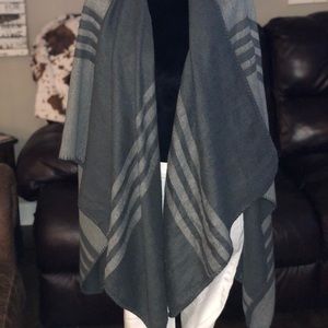 Two tone grey Shawl